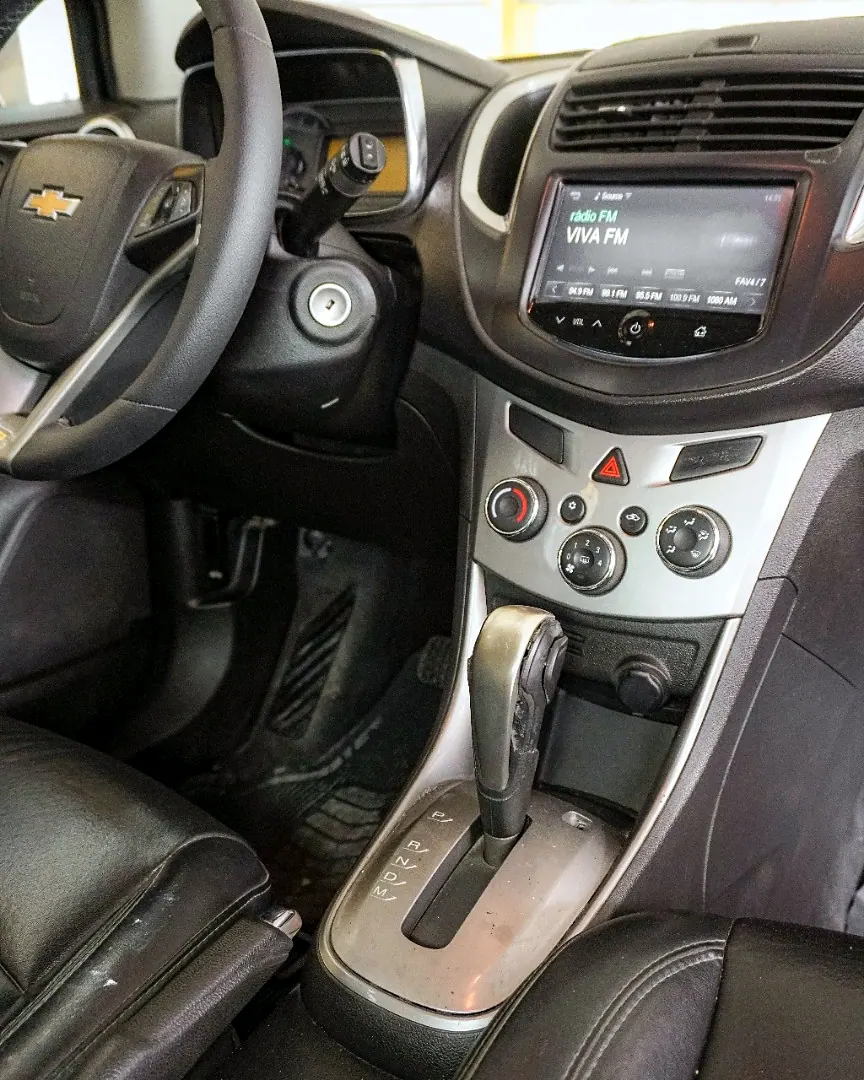 Chevrolet Tracker 2015 vermelho, foto 5 de 8