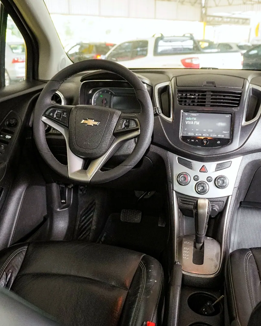 Chevrolet Tracker 2015 vermelho, foto 6 de 8
