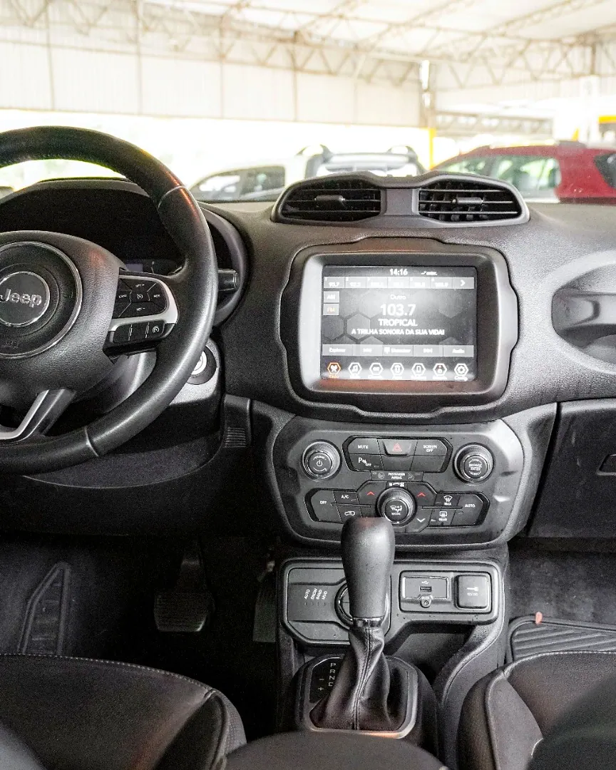 Jeep Renegade 2020 branco, foto 5 de 8