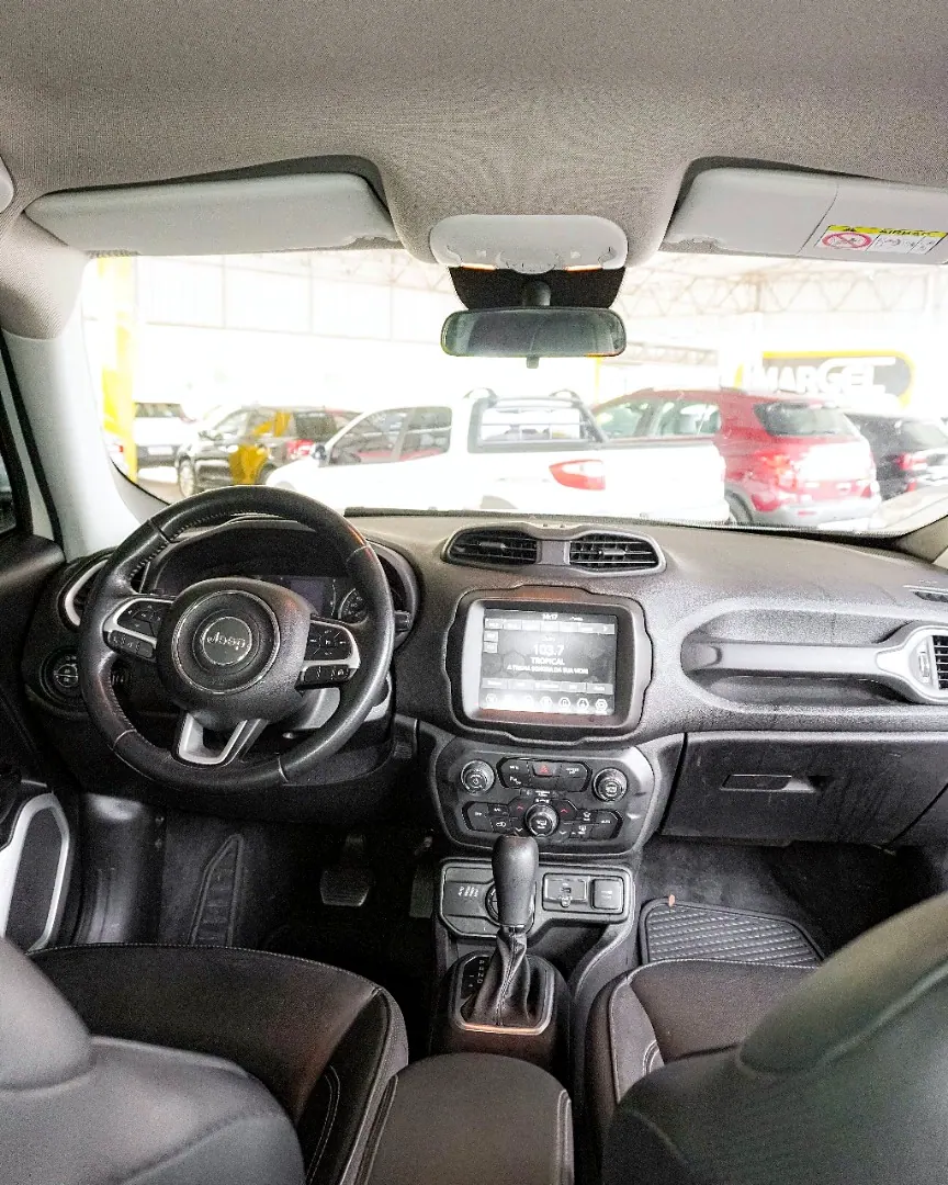 Jeep Renegade 2020 branco, foto 6 de 8