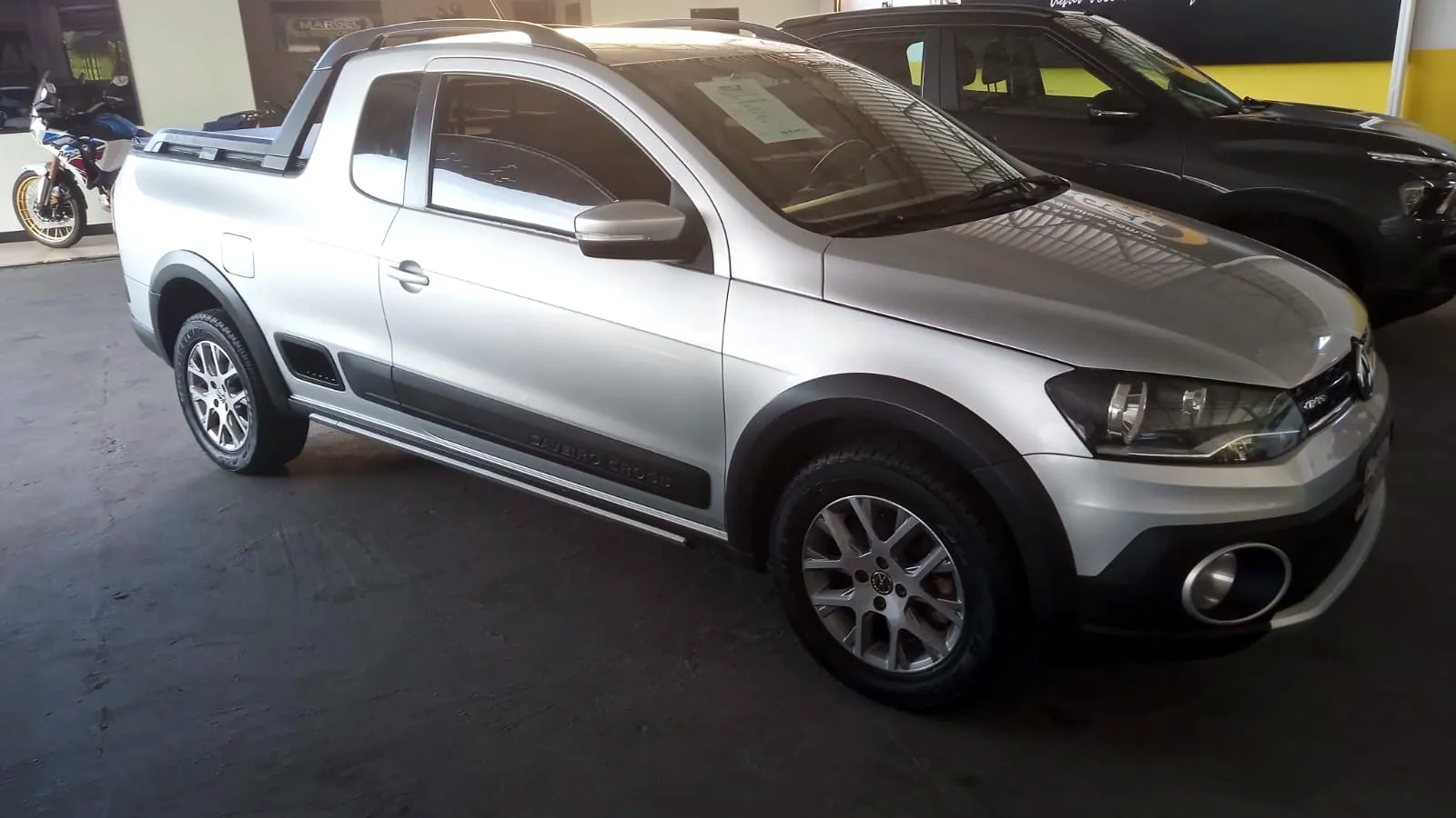 Volkswagen Saveiro 2015 prata, foto 1 de 7