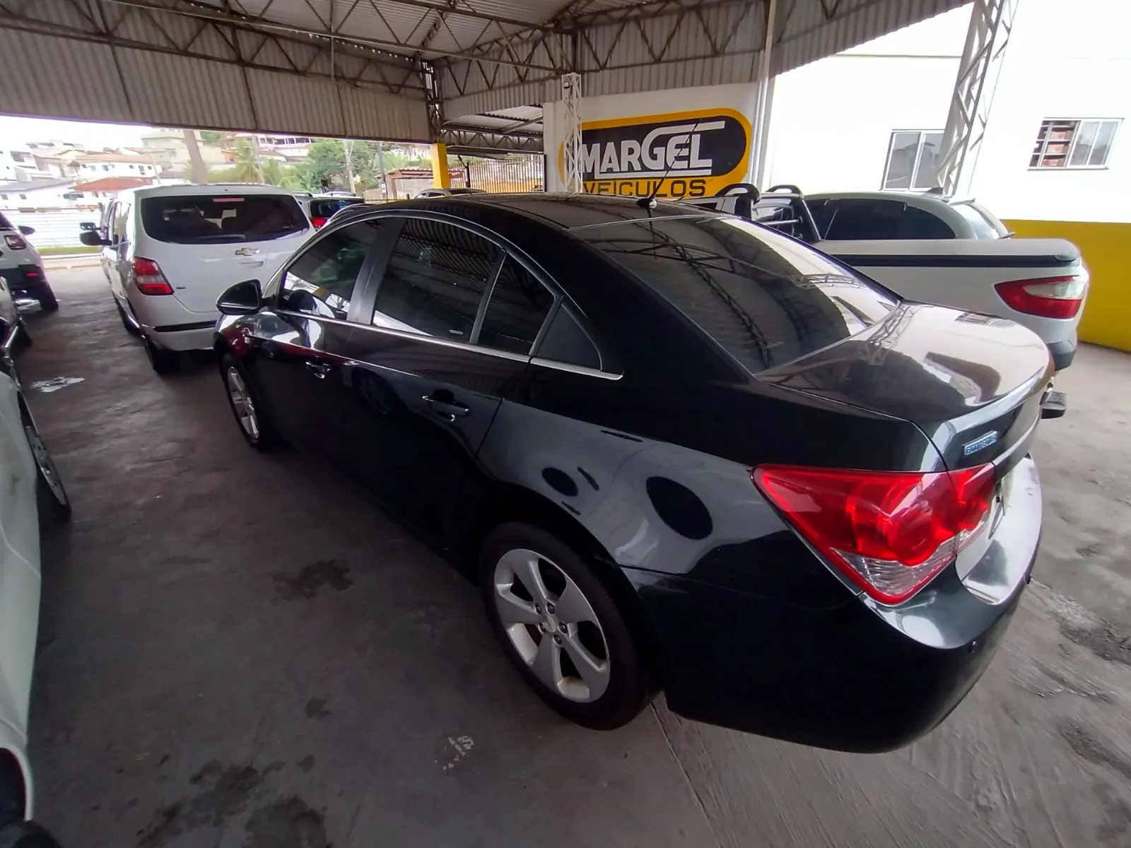 Chevrolet Cruze 2014 preto, foto 1 de 7