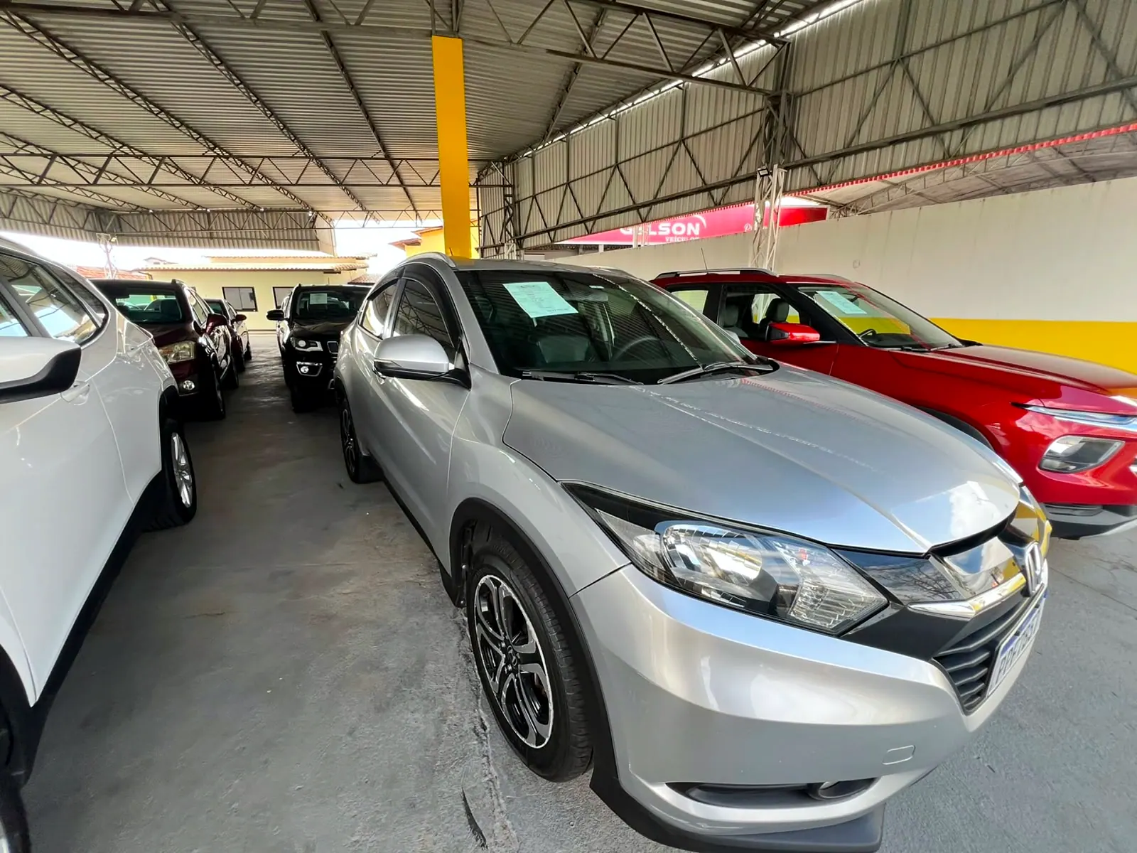 Honda HR-V 2016 prata, foto 2 de 6