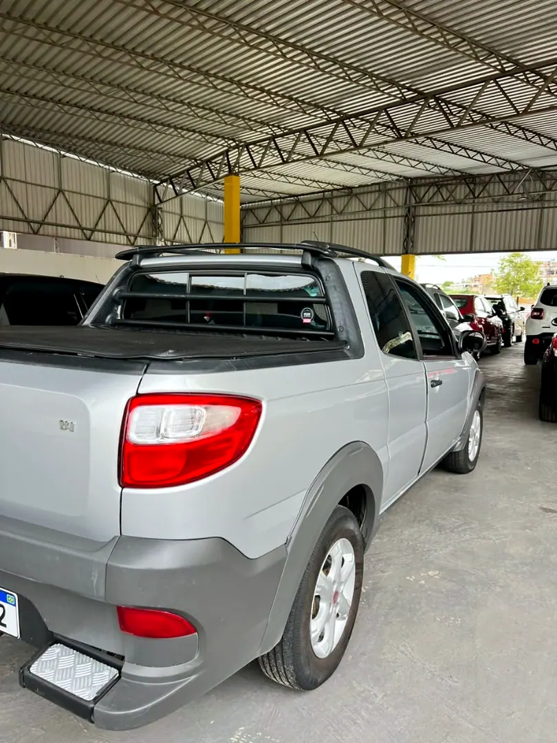 Fiat Strada 2015 prata, foto 2 de 6
