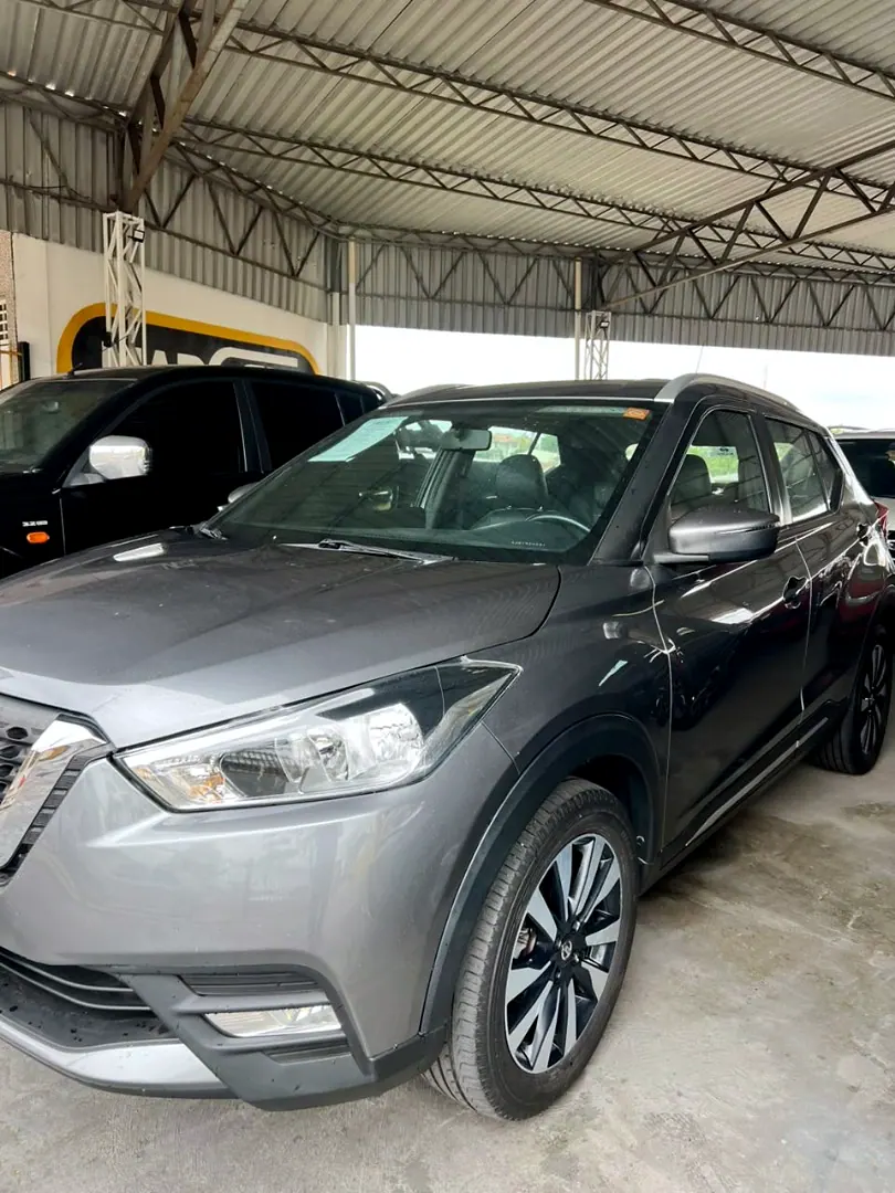 Nissan Kicks 2018 cinza, foto 1 de 6