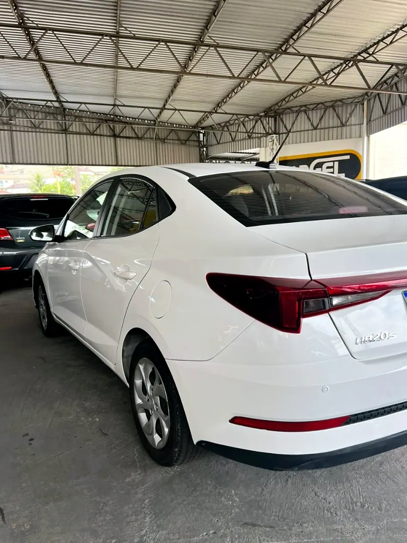 Hyundai HB20S 2024 branco, foto 1 de 6