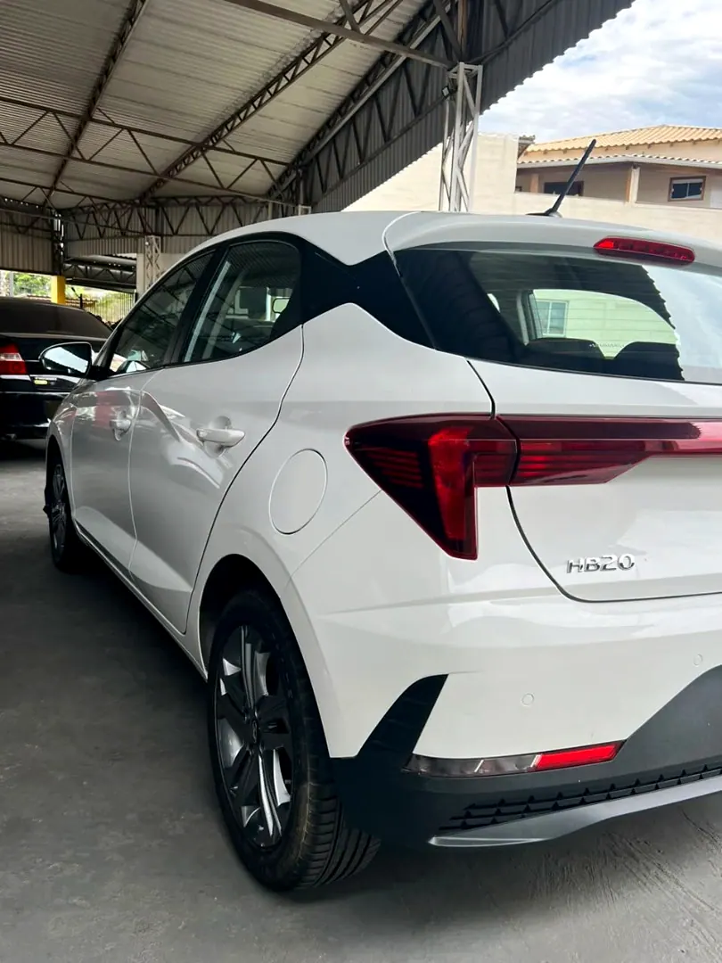 Hyundai HB20 2025 branco, foto 2 de 6