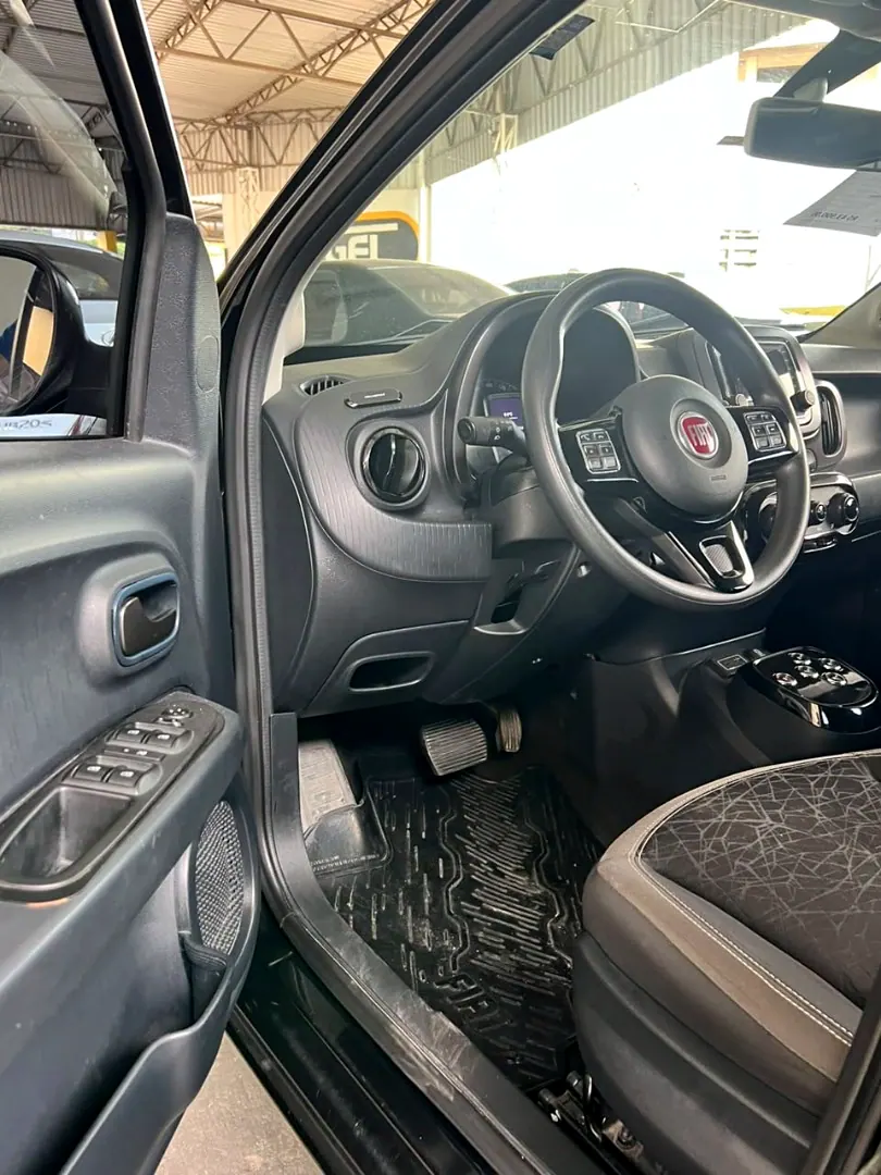 Fiat Mobi 2018 preto, foto 6 de 6