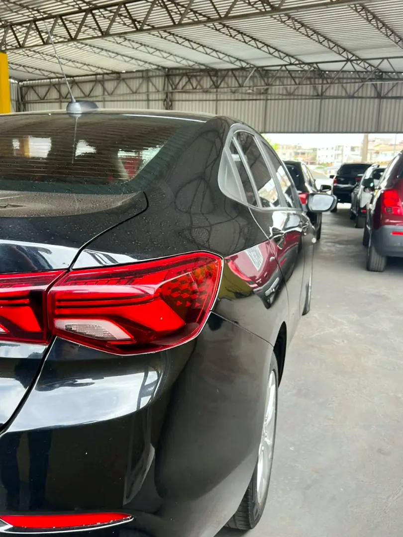 Chevrolet Onix 2024 preto, foto 5 de 6