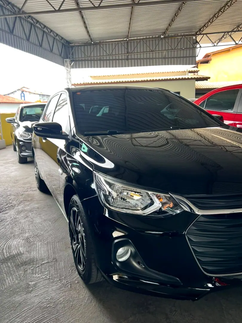 Chevrolet Onix 2025 preto, foto 1 de 6