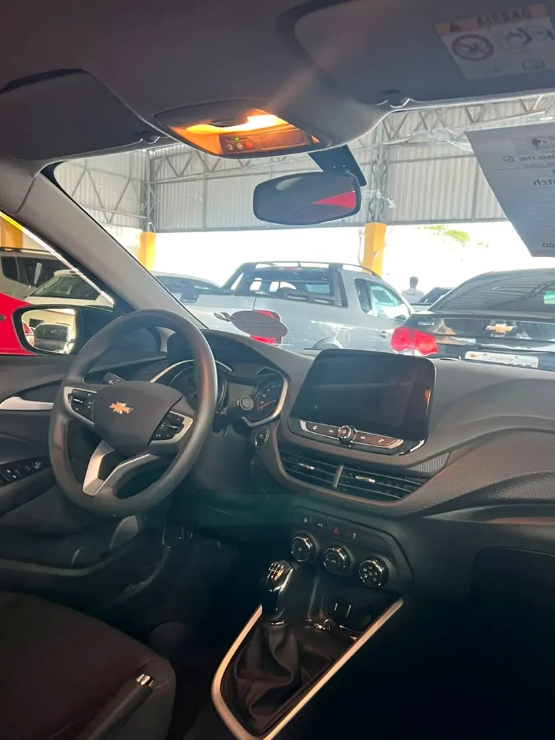 Chevrolet Onix 2025 preto, foto 3 de 6