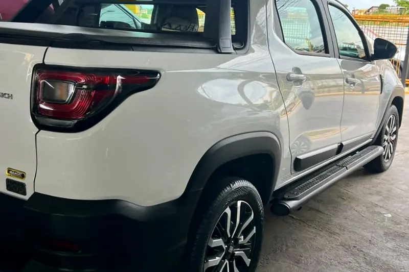 Fiat Strada 2024
