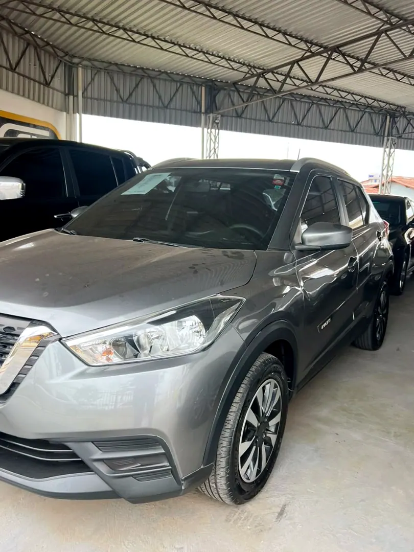 Nissan Kicks 2018 cinza, foto 1 de 6