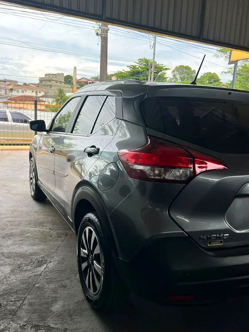 Nissan Kicks 2018 cinza, foto 5 de 6